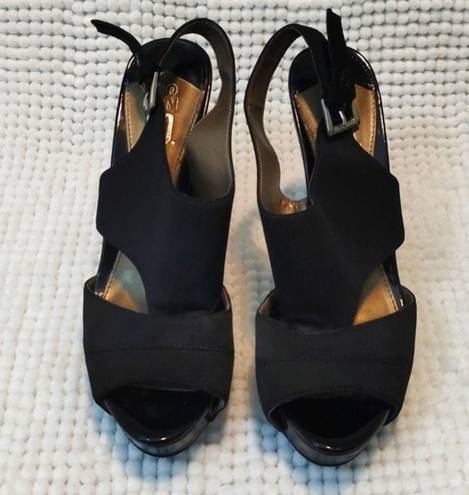 Krass&co Woman's 9 &  Platform Heels Size 7.5