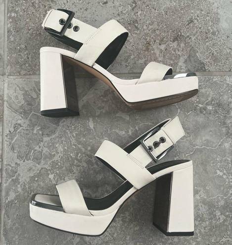 DKNY  Bibiana Platform Sandals in Cream Size 9, Comes in Original Box Retail $139