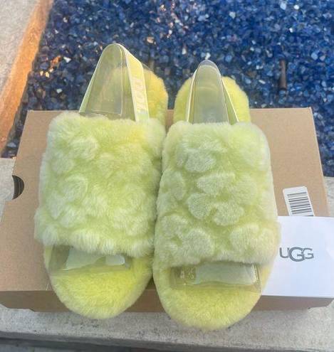 UGG New!  Fluff Yeah Slide Poppy Pollen Slipper Sandal Women Size 7