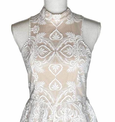 FATE. Lace Fit & Flare Halter Mini Dress White Cream S