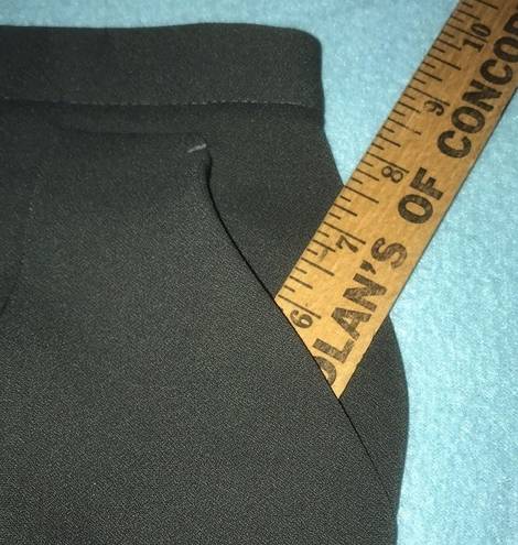 T Tahari  Peter Pan pleated dress pants jogger style NEW size 6