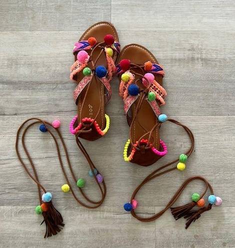 Bamboo Pom Pom Sandals