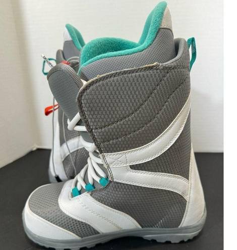 Burtons Coco Women's Snowboard Boots Size 8 White Mint Green Cushioned