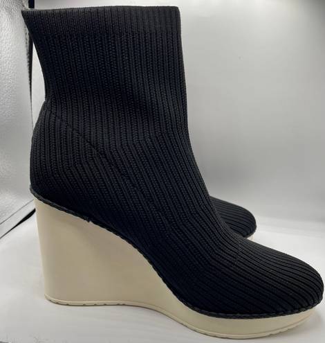 DKNY Warbi Wedge Booties