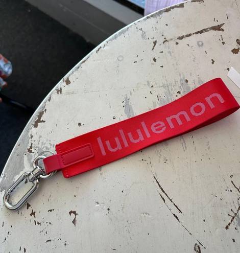 Lululemon Never Lost Keychain in Red/White