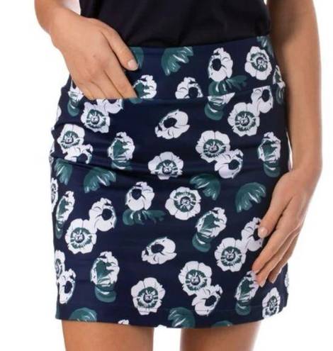Night Moves Golftini  Pull-in on Skort - Navy Floral - size XS