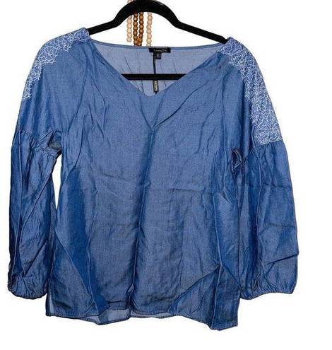 Massimo Dutti  Embroidered Chambray Peasant Top NWT Size 2