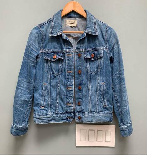 Madewell  The Classic Jean Jacket Denim Small