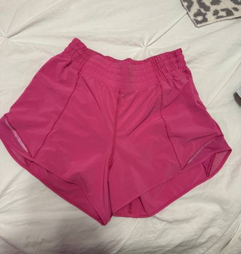 Lululemon Hotty Hot Shorts 4”