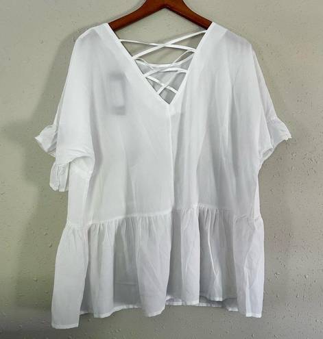 Boohoo 🦋 NWT  White Flowy Short Ruffle Sleeve T-Shirt Blouse Cross Back Size 16