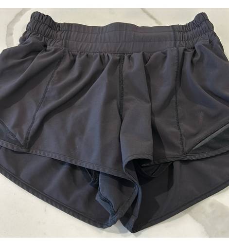 Lululemon Hotty Hot Short 2.5”