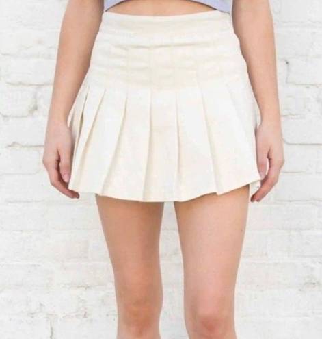 J. Galt BRANDY MELVILLE  Dana Cream Pleated Skort Size M