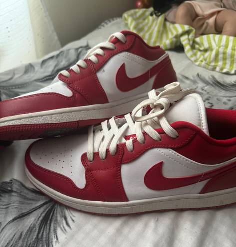 Nike Red And White Mids 