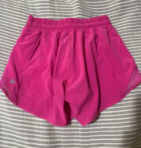 Lululemon Hotty Hot Shorts 4”