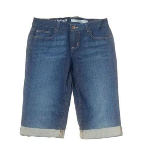 DKNY  Shorts‎ Jean Women's 6 Dark Wash Bermuda Zip and Button Up