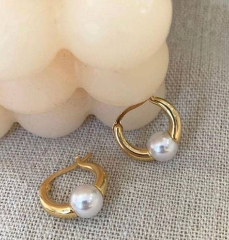 18K Gold Plated White Pearl Hoop Earrings for Women,Pearl Earrings