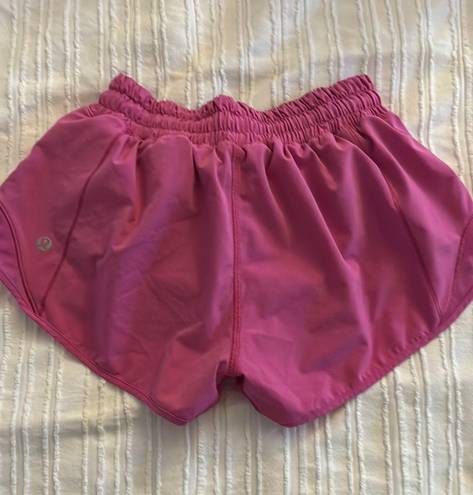 Lululemon Hotty Hot Short 2.5”