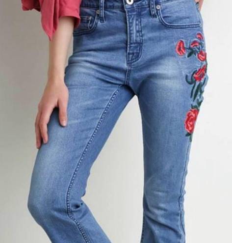 Umgee Floral Embroidered High Rise Raw Hem 5 Pocket Flare Jean 30