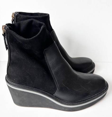 Louise et Cie  Women’s 9 Sanji Platform Wedge Booties Black