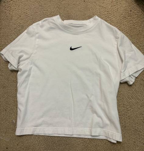 Nike Cropped Tee