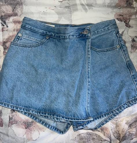 Levi’s Skort