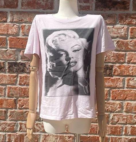 Marilyn Monroe  H&M white and grey short sleeve tee / M / Excellent condition