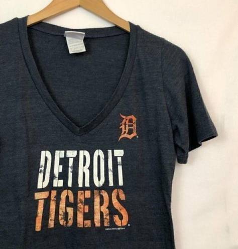 Genuine Merchandise MLB  Blue Logo Detroit Tigers Graphic Baseball Tee sz Large L