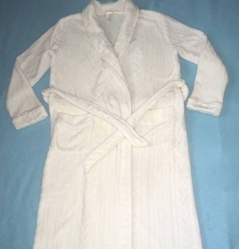 Gilligan and O’malley  sleepwear cozy long sleeve robe 2 pockets belt NEW size M / L