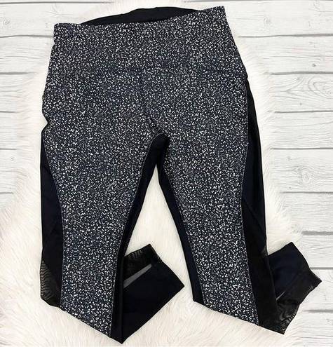 Xersion  Train Black and white dotted Workout ankle leggings