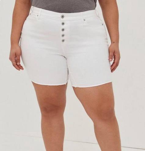 Torrid  Bermuda Vintage Stretch High-Rise Short in White