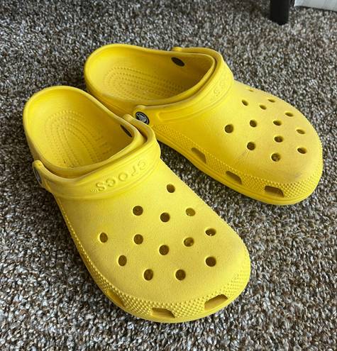 Crocs Yellow