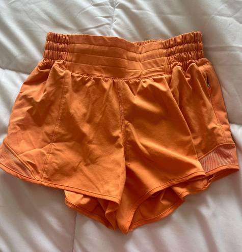 Lululemon Hotty Hot Short 2.5”