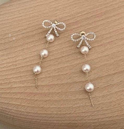 Elegant Bow White Pearl Dangle Drop Earrings for Women Gold