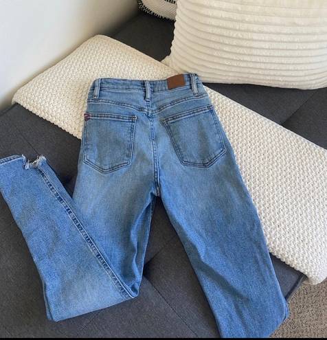 Urban Outfitters High Waisted Jeans Size 2