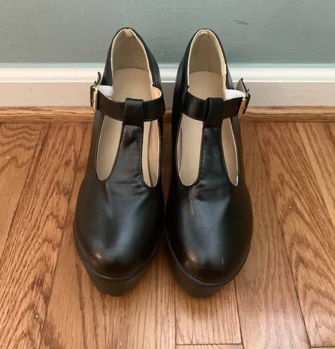 Faux Leather Mary Jane Black Platforms Size 6