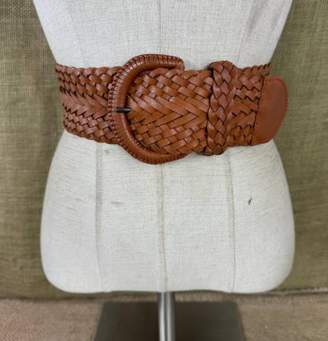 Vintage Women’s Tan Woven Leather Belt And Buckle 0