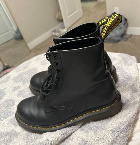 Dr. Martens Doc marten Black Boots