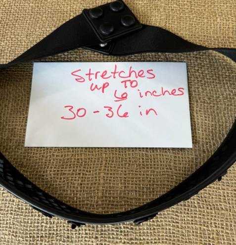 Women’s Wide Black Stretch Belt Medium 30