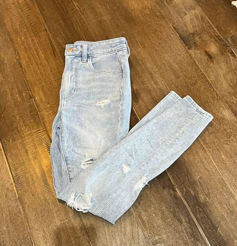 American Eagle Light wash dream jeans