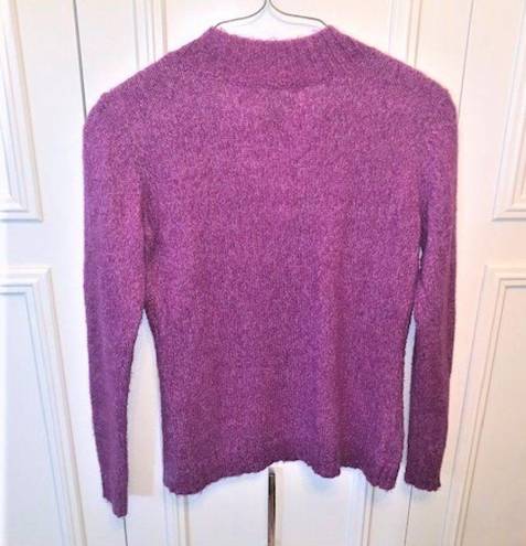 Krass&co NY& magenta long sleeved V-neck sweater L