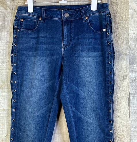 Romeo + Juliet Couture  Size Medium Raw Hem Dark Blue Denim Wash Jeans 5 …