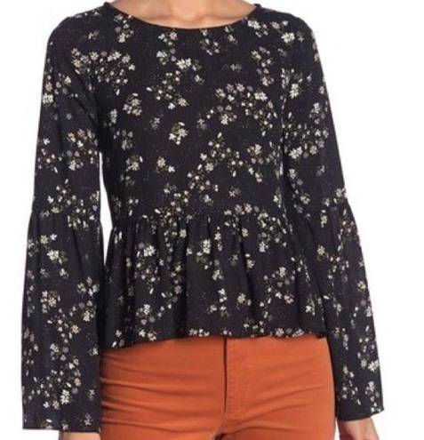 Cupcakes and Cashmere  Josephina Floral Print Top