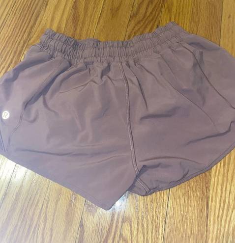 Lululemon Hotty Hot Short 2.5”