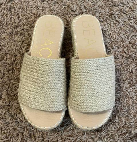 Beach By Matisse Tan platform Sandals Size 6