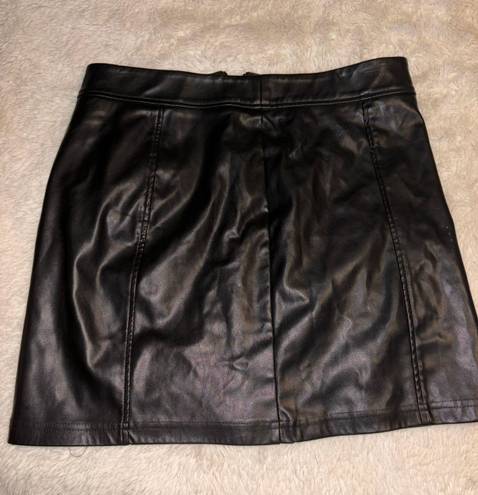 Leather Skirt Black Size M