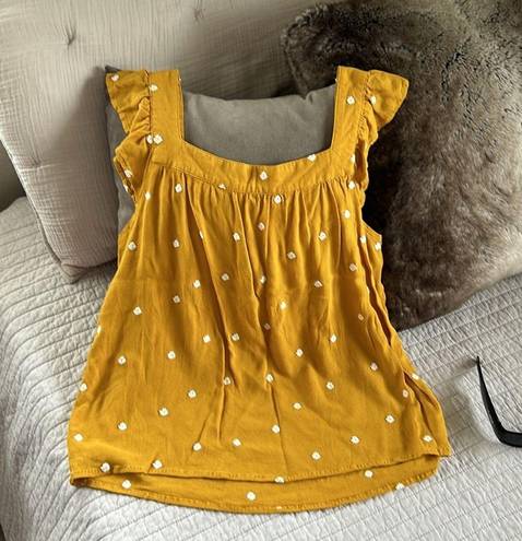 Universal Threads Universal thread mustered yellow embroidered cottage ruffle tank top med