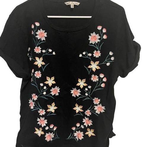 Luna Sol and  black short sleeve flower print shirt size 1x