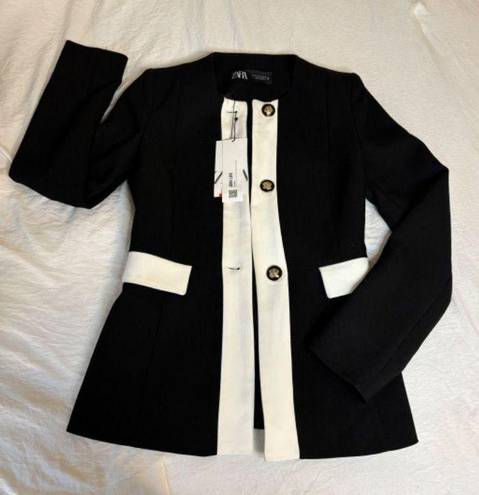 Zara Black and White Blazer