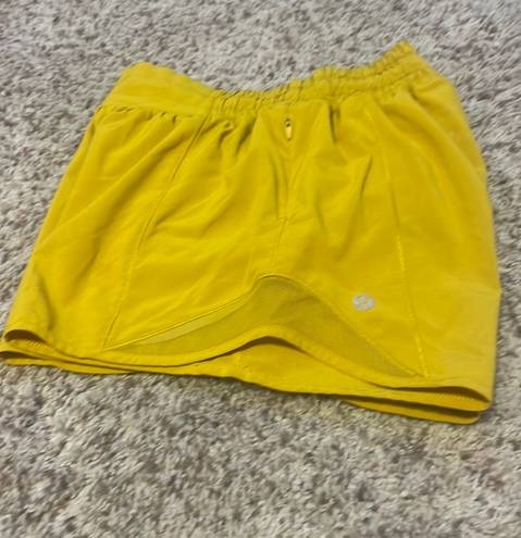 Lululemon Hotty Hot Low-Rise Short 4”