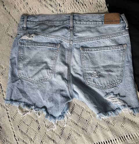 American Eagle 90s boyfriend Shorts